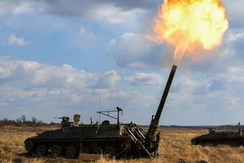Video súng cối tự hành 2S4 Tyulpan của Nga càn quét cứ điểm Ukraine