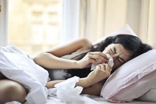 Sinh vật đáng sợ ẩn nấp trên giường ngủ