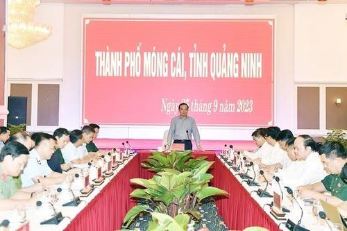 Phó Thủ tướng Trần Lưu Quang làm việc tại Quảng Ninh