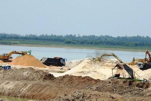 Công ty khai thác cát vi phạm sẽ bị truy cứu trách nhiệm hình sự
