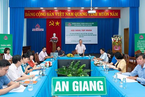 Tập huấn nghiệp vụ nhận ủy thác trong hoạt động tín dụng chính sách