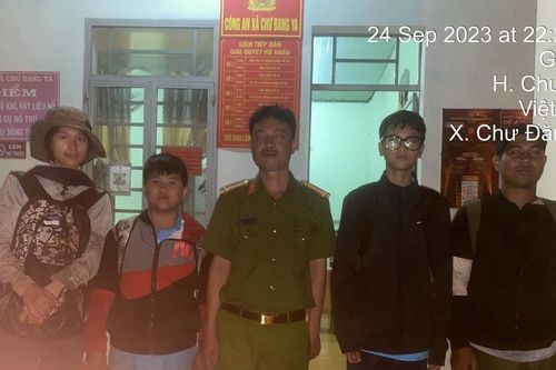 3 chị em đi lạc trên núi Chư Nâm
