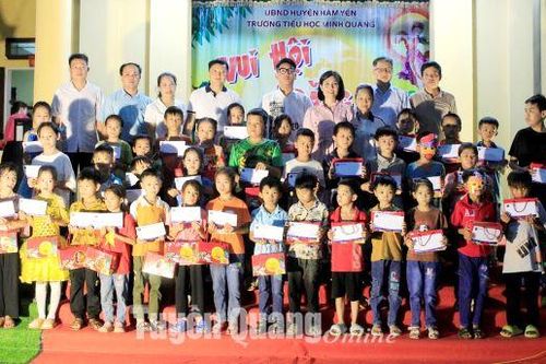 500 học sinh xã Minh Hương (Hàm Yên) vui hội trăng rằm