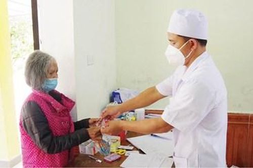 Chỗ dựa sức khỏe cho bà con