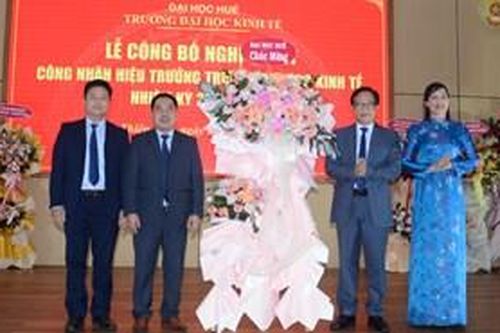 PGS.TS. Trương Tấn Quân được bổ nhiệm Hiệu trưởng Trường đại học Kinh tế