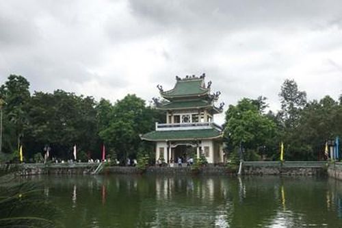 Thăm Văn miếu Trấn Biên
