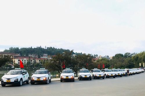 Taxi điện xuất hiện tại điểm du lịch Sapa