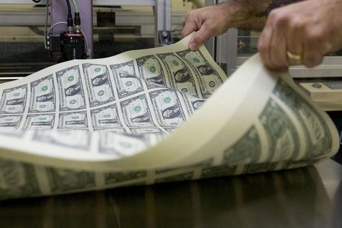 Đồng Đô la tăng giá tác động thế nào tới nước Mỹ và kinh tế toàn cầu?