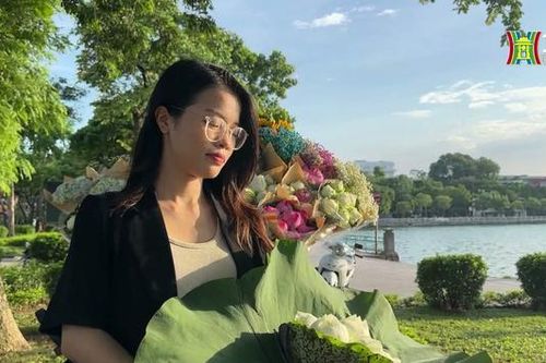 Hà Nội chạm vào Thu