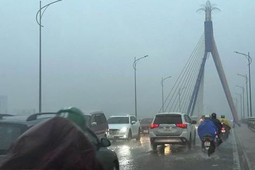 Ảnh hưởng của áp thấp nhiệt đới, nhiều nơi ở Trung Bộ đã có mưa rất to