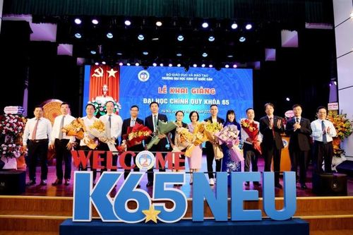 Bảo Việt dành hơn 8 tỷ đồng cho Quỹ học bổng 'Bảo Việt - Niềm tin thắp sáng tương lai'