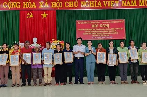 Cảnh sát biển với đồng bào dân tộc, tôn giáo