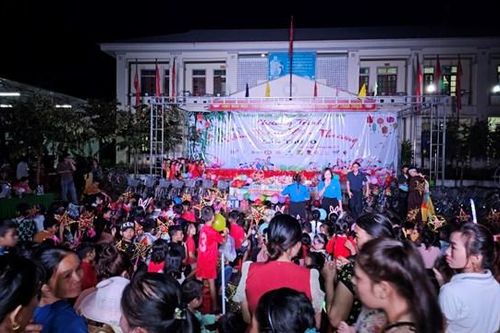 Hơn 600 triệu đồng đến với trẻ em miền núi đón trung thu