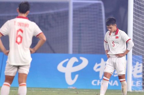 Olympic Việt Nam bị loại khỏi ASIAD 19: Đừng nghĩ đó là 'thảm họa'