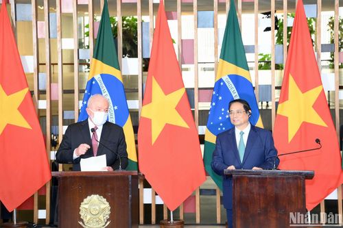 Tổng thống Brazil Lula da Silva và Thủ tướng Phạm Minh Chính họp báo chung