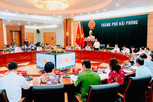 Chính phủ tập trung hoàn thiện thể chế, đồng hành với các địa phương tạo sự phát triển mạnh mẽ