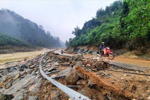 Chiều tối nay, cảnh báo lũ quét, sạt lở ở vùng núi Bắc Bộ, Trung Bộ