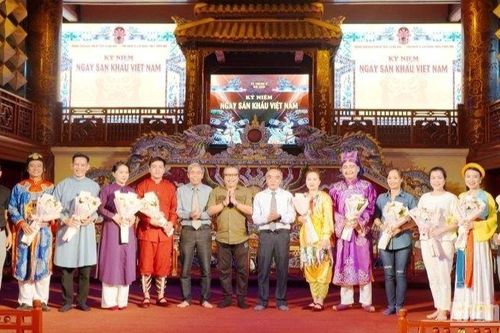 Kỷ niệm Ngày Sân khấu Việt Nam tại Huế