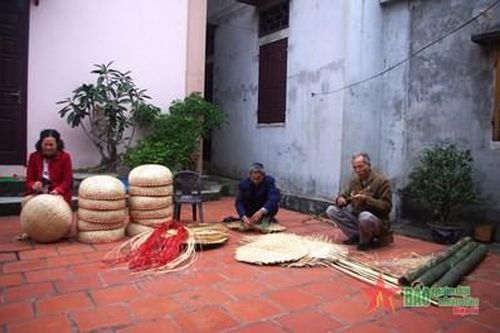 Thăng trầm làng nghề đan tre ở Phú An
