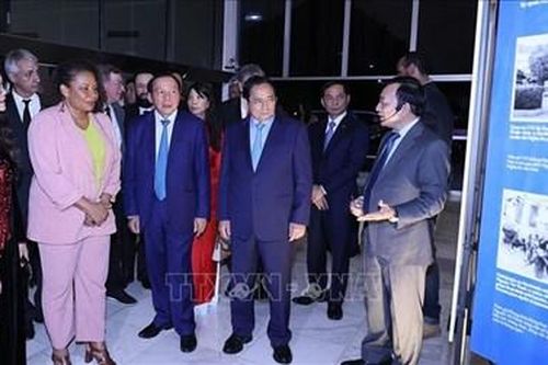 Thủ tướng Phạm Minh Chính dự khai mạc triển lãm ảnh về Chủ tịch Hồ Chí Minh
