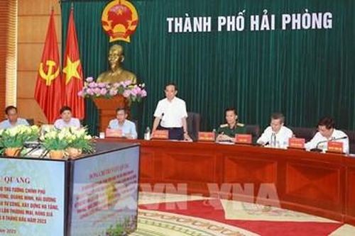 Phó thủ tướng Trần Lưu Quang: Đẩy nhanh giải ngân vốn đầu tư công để bứt tốc