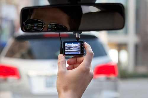 Lắp camera hành trình trên ô tô cá nhân: Khuyến khích chứ không bắt buộc