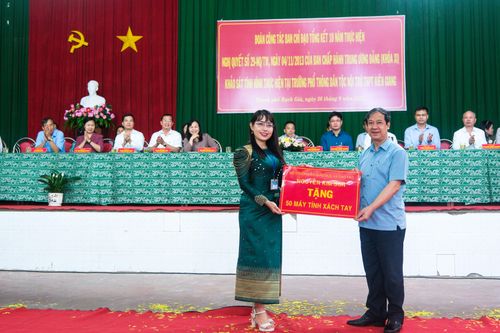 Tạo điều kiện tốt nhất để học sinh dân tộc nội trú phát triển