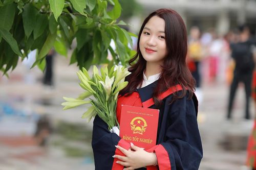 Nữ sinh Thái Nguyên chia sẻ bí quyết học tốt 3 ngoại ngữ