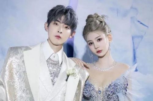 Đám cưới đẹp như cổ tích của cặp đôi 'tiên đồng ngọc nữ'
