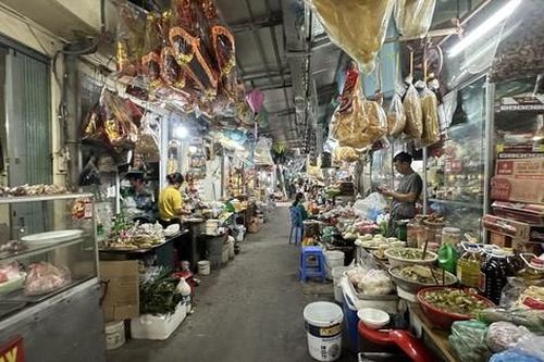 Giá xăng dầu tăng: Các bộ sẽ kiểm soát chặt giá hàng hóa?