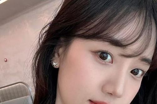 Hàng chục sao Hàn đổ bộ sân bay Tân Sơn Nhất