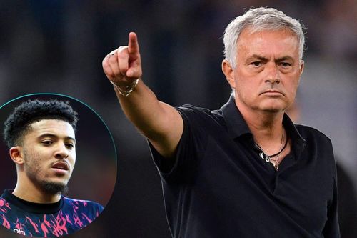 Mourinho 'giải cứu' Jadon Sancho khỏi MU