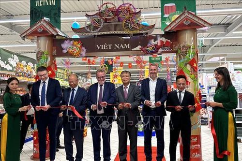 Khai mạc tuần hàng Việt Nam tại hệ thống siêu thị Système U của Pháp
