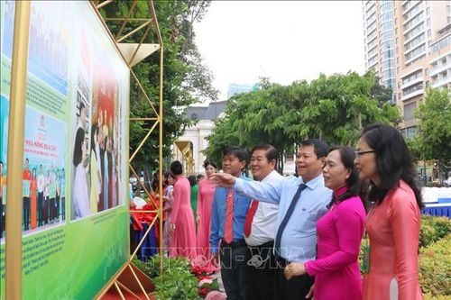 Triển lãm 100 bức ảnh về nông dân TP Hồ Chí Minh