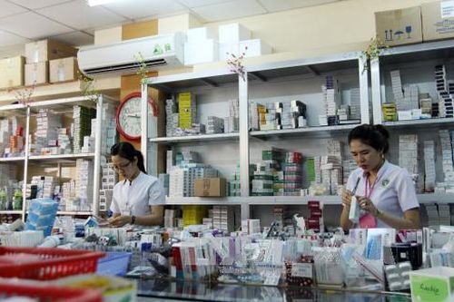 Bộ Y tế: Xử lý nghiêm việc lợi dụng dịch bệnh để tăng giá thuốc