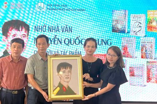 Nhớ nhà văn Nguyễn Quốc Trung
