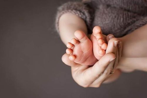 Khát khao làm mẹ thành hiện thực sau hơn 10 năm bị ung thư máu mạn tính