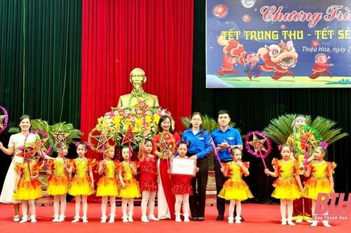 Tết Trung thu - Tết sẻ chia 2023