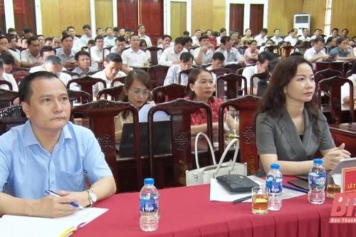 Nghi Sơn: Đối thoại giữa Bí thư Thị ủy với Ủy ban MTTQ và các đoàn thể