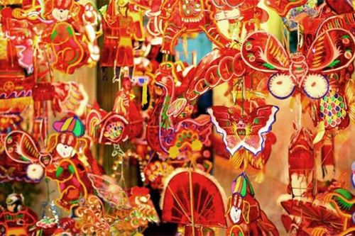 Trung thu 2023: Đa dạng các mẫu đèn lồng 'hot trend'