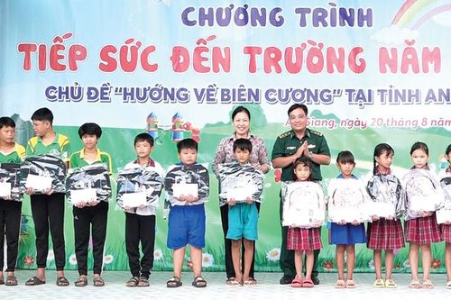 Chuyện học ở vùng khó khăn