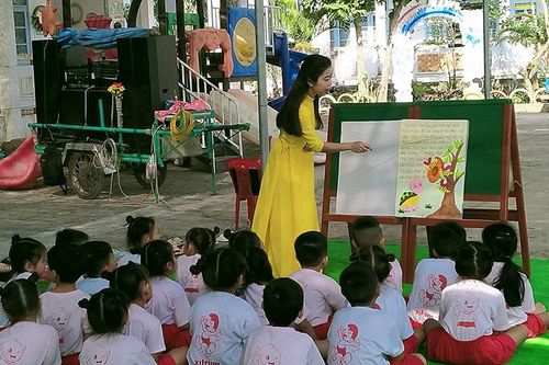 Tập trung đầu tư các nguồn lực cho ngành giáo dục