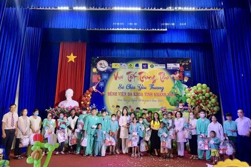 Bệnh viện Đa khoa tỉnh Khánh Hòa: Tổ chức Tết Trung thu cho 200 bệnh nhi