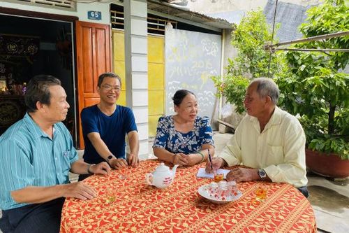 'Sợi chỉ đỏ' gắn kết cộng đồng