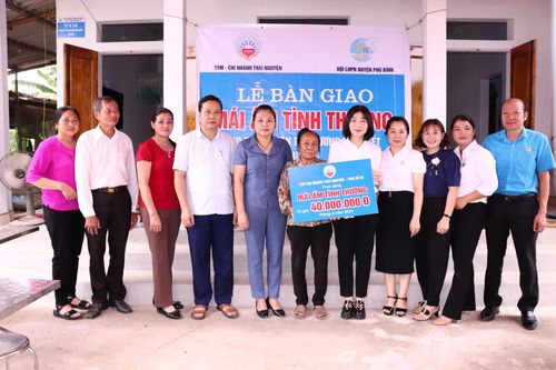 Phú Bình: Khánh thành nhà Mái ấm tình thương cho phụ nữ nghèo