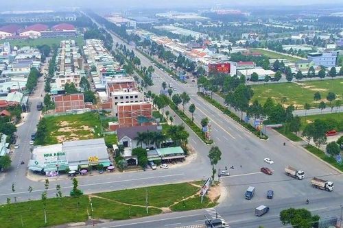 Bình Dương xây dựng chính sách hỗ trợ di dời 2.900 nhà máy vào khu công nghiệp