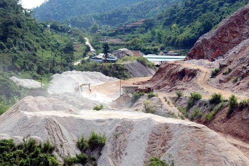 Bắc Kạn: Xử lý trách nhiệm chủ tịch xã để xảy ra khai thác khoáng sản trái phép kéo dài