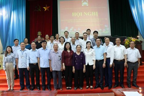 Đoàn đại biểu Quốc hội tỉnh Bắc Ninh tiếp xúc cử tri tại huyện Gia Bình