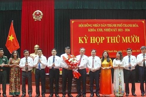 Ông Trần Anh Chung được bầu làm Chủ tịch UBND Thành phố Thanh Hóa