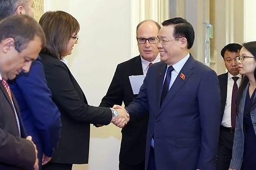 Một số hình ảnh Chủ tịch Quốc hội Vương Đình Huệ thăm chính thức Cộng hòa Bulgaria